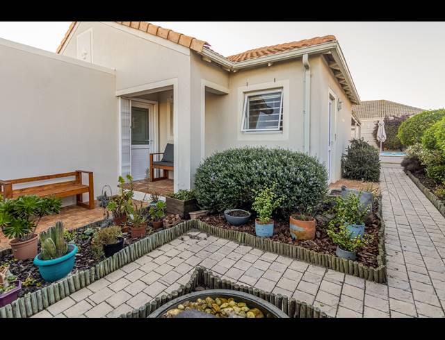 3 BEDROOM FREEHOLD SOLD IN SUNNINGDALE